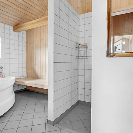 Cozy In Aakirkeby With Sauna Vester Somarken