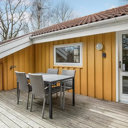 Cozy In Aakirkeby With Sauna